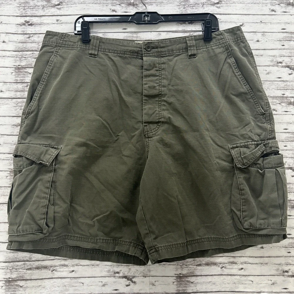 J. CREW Cargo Ripstop Shorts Distressed Military Green Button Fly Men 38 x 8